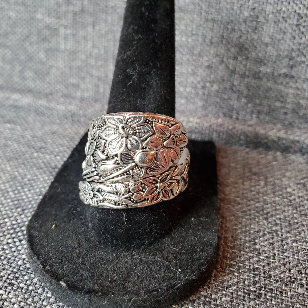Vintage Spoon Ring Dainty Flower